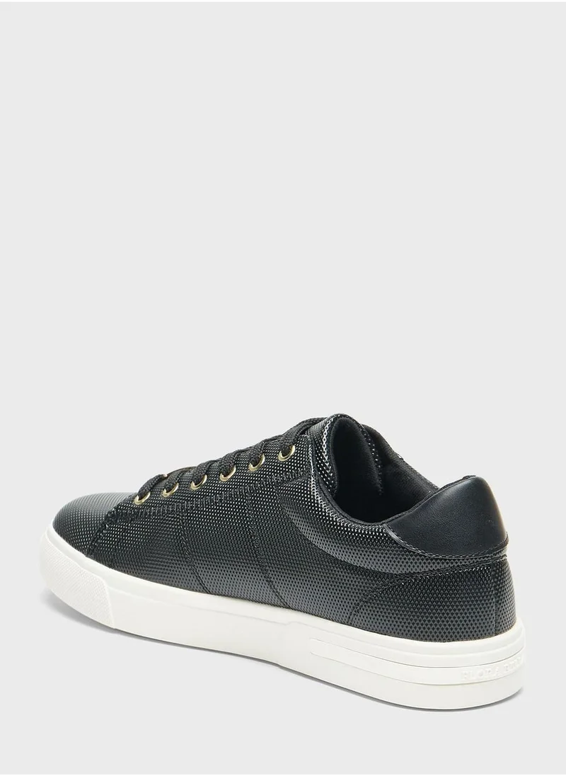 شو اكسبرس Lace Up Low Top Sneakers