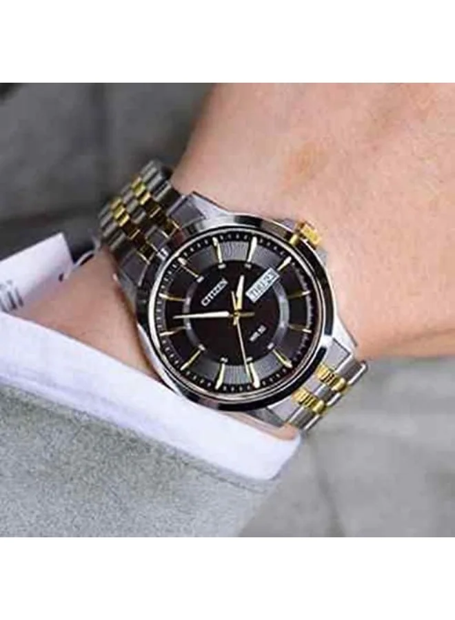 CITIZEN Citizen Men's Quartz Watch, Analog Display And Stainless Steel Strap