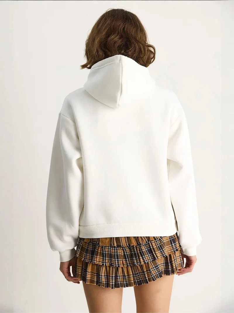 Bianco Lucci LUCCI Embroidered Hooded Sweatshirt