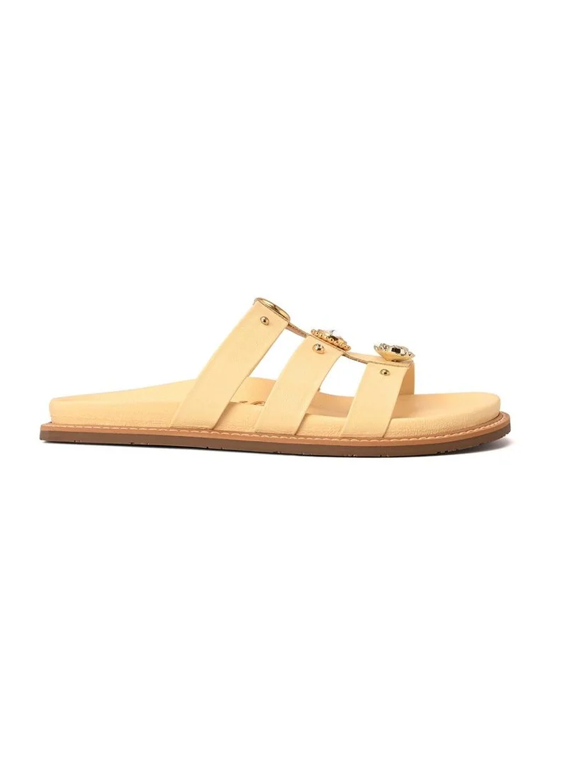 Carmen Steffens Yellow Metal Papete