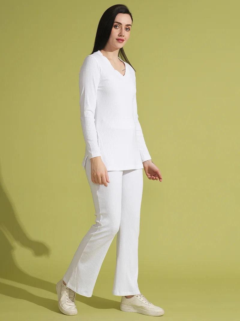 globus Globus Women Self Design V-Neck Top With Trousers