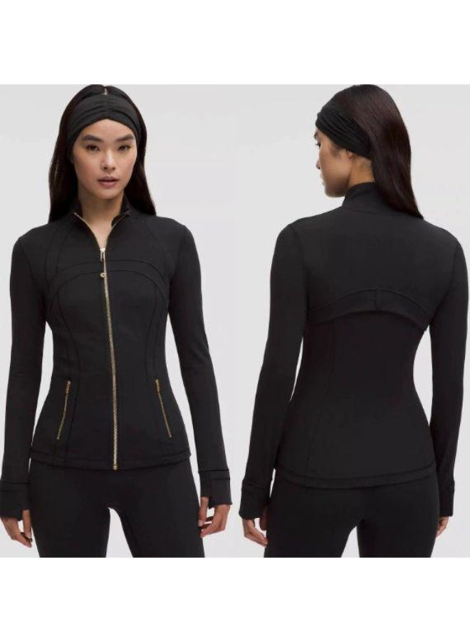 النساء Lululemon أسلوب تعريف سترة كاملة زيب رقيقة تناسب اليوغا الرياضة سترة الوقوف طوق إبهام ثقوب الذهب المعدنية زيب الجيوب الجانبية العرق Wicking ناعمة تمدد النسيج صالة رياضية تشغيل بيلاتس الرياضية تدريب معطف متعدد الباستيل والألوان الداكنة