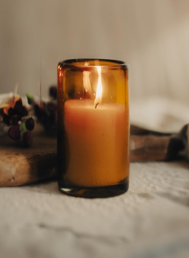 بلو كورن بيس واكس شمعة بلوكورن كبيرة بثلاث فتائل، مصنوعة من شمع نحل نقي 100% مع زيوت عطرية من الأوكالبتوس والبرتقال، زجاج كهرماني، خالية من الصويا، شمع نظيف الاحتراق، تدوم طويلاً، ديكور منزلي، صناعة أمريكية، 8 أونصة، قطعة واحدة - Image 5