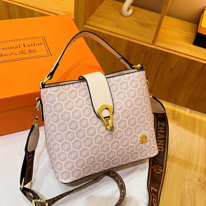 High-End Large Capacity Small Bag Women'S Trendy Fashionable Shoulder Crossbody Bag All-Match Portable Bucket Bag Printed - Image 1