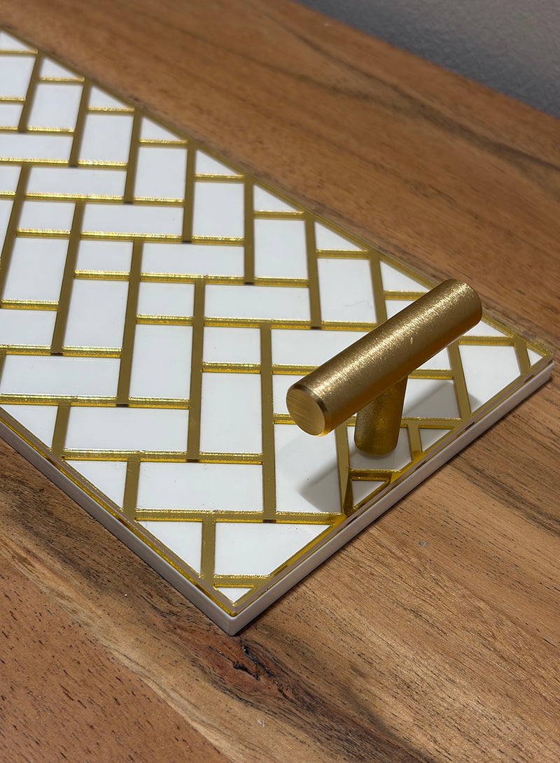 لوحة صينية تقديم من الأكريليك بتصميم مزخرف ومقابض معدنية ذهبية اللون - Image 4