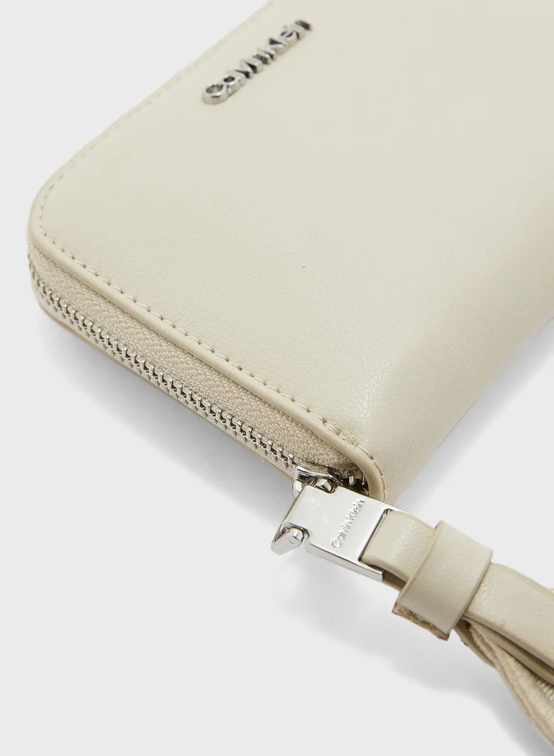 CALVIN KLEIN Gracie Medium Zip Around Wallet
