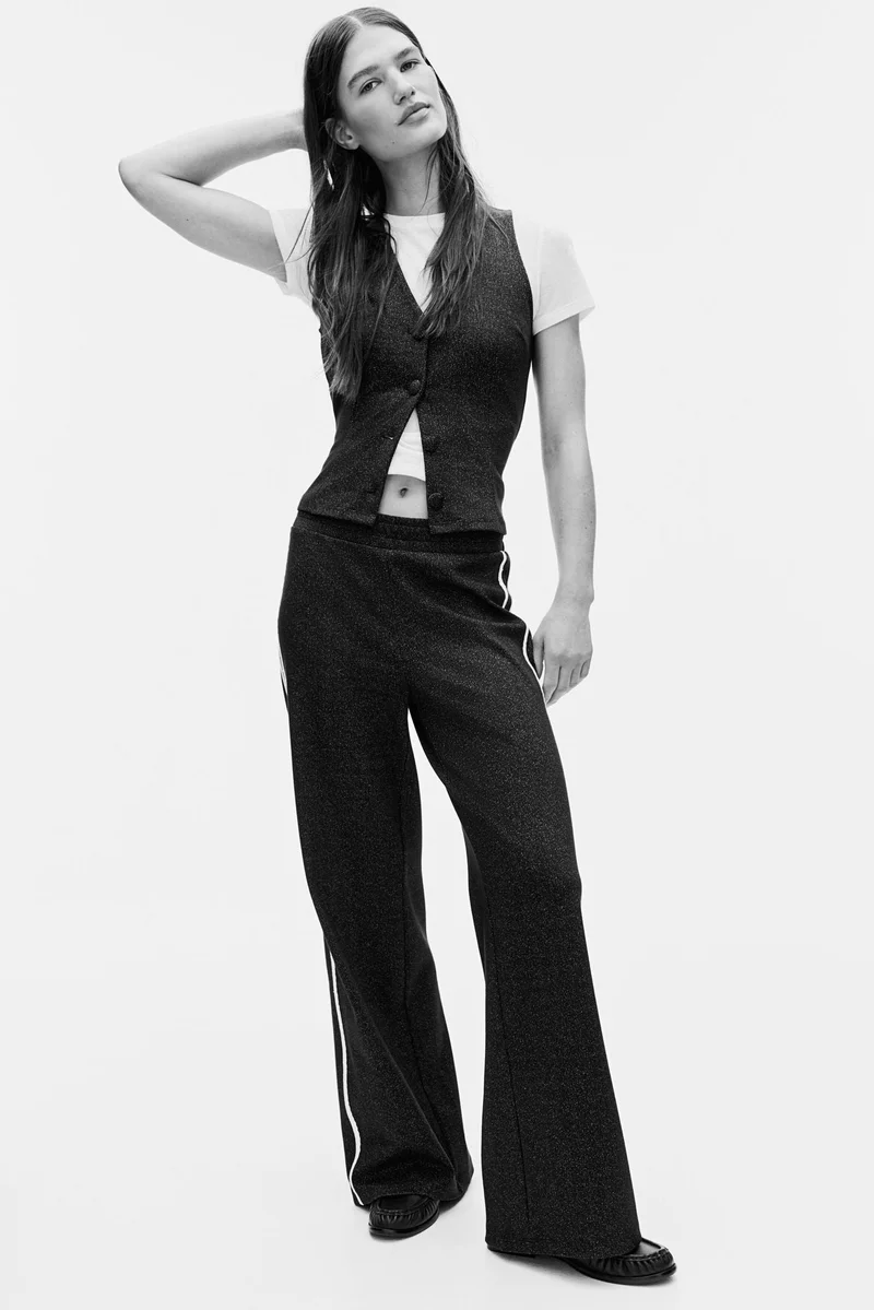 اتش اند ام بنطلون جيرسيه  مزين بالدانتيل