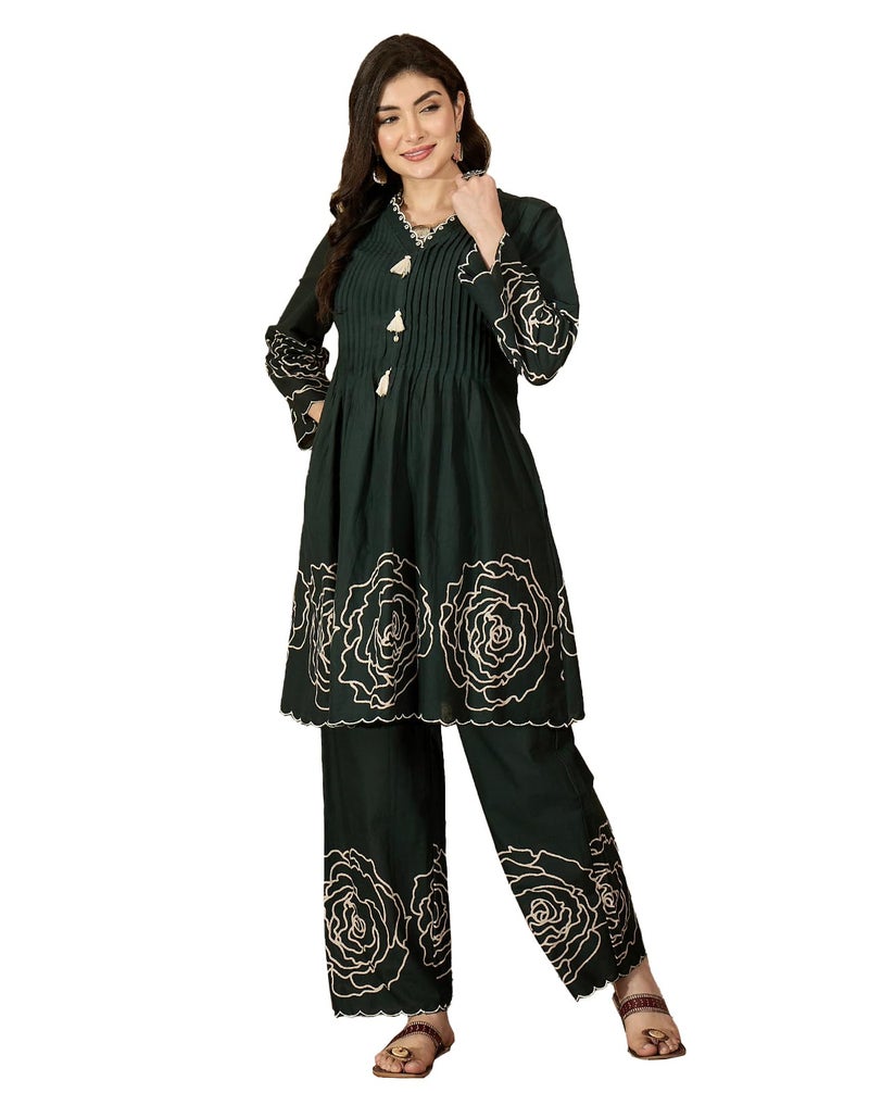 Stylum Women's Green Floral Printed & Embroidered Cotton Short Kurti Palazzo Set - Image 1