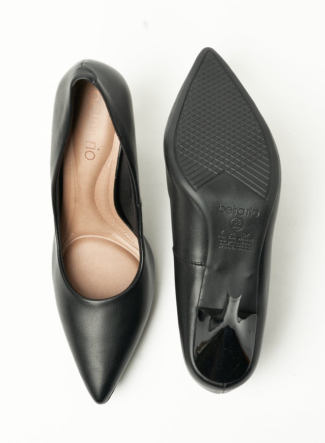 Beira Rio Solid Pointed Toe Flat Sandals - Image 1