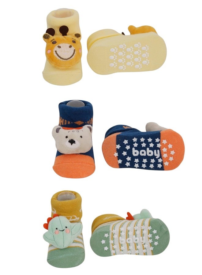 Yellow Bee Adorable & Soft 3D Giraffe, Cactus & Bear Design Socks For Boys -Pack Of 3- Multi,0-3M - Image 5