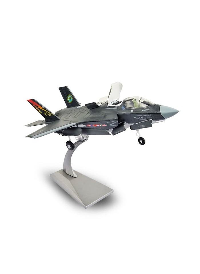 Fighter Gifts F 35 B DIECAST SCALE 1:72  - Image 2