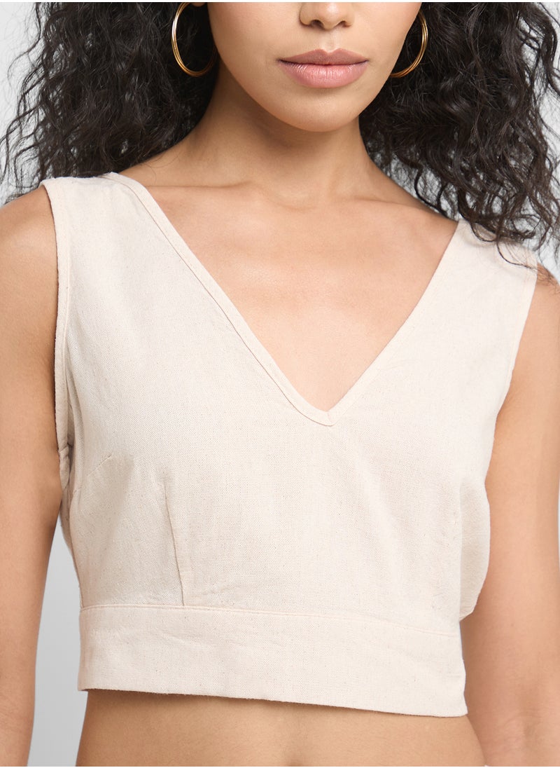 VERO MODA - V-Neck Cropped Top - Image 1