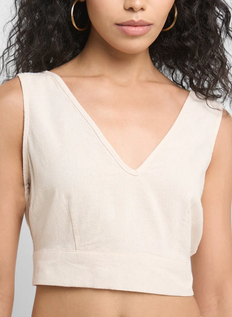 Vero Moda  V-Neck Cropped Top for Women | Best Price UAE