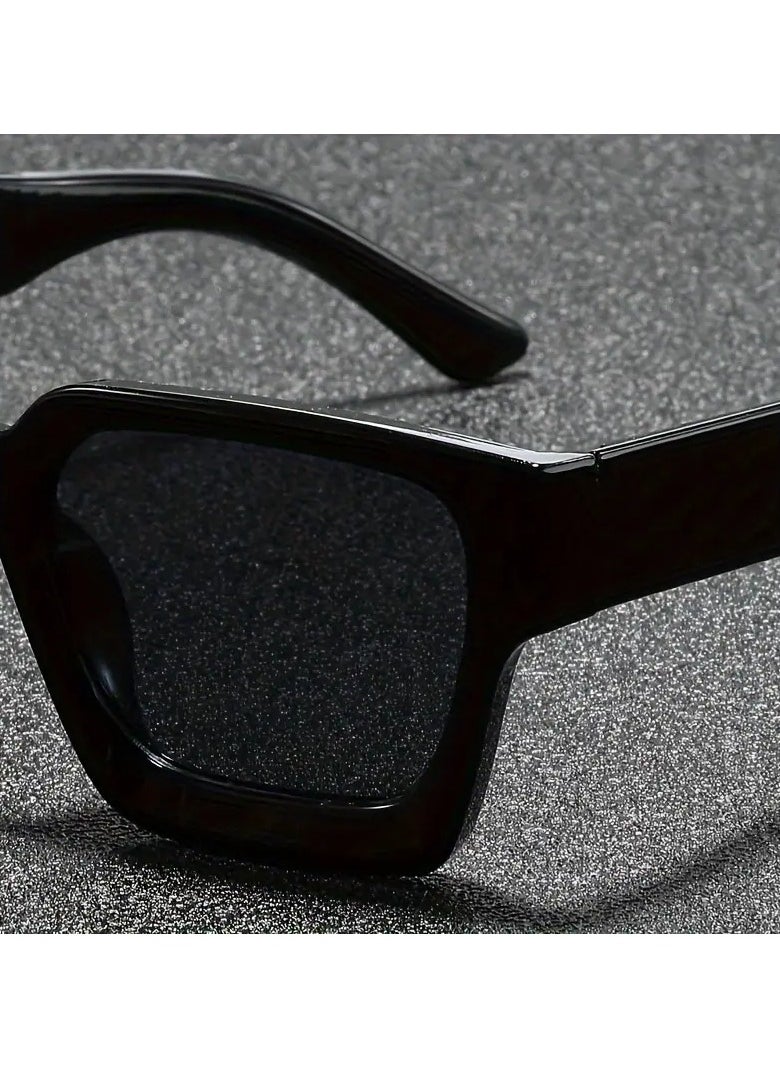 Retro - Men's Square Frame Fashion Glasses - Classic Vintage Style, Black PC Material,, Perfect for Activities like & Driving, Fashion Eyewear | Classic Square Frames | Polycarbonate Lenses - Image 1