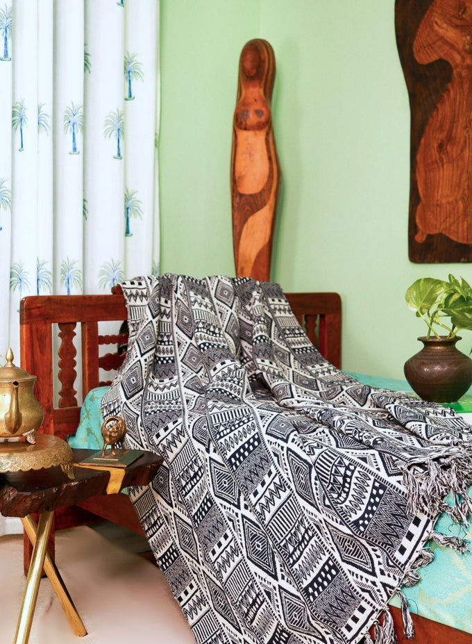 HAND KNITTED BLACK AND WHITE HANDLOOM ORGANIC COTTON SOFA THROW BLANKET