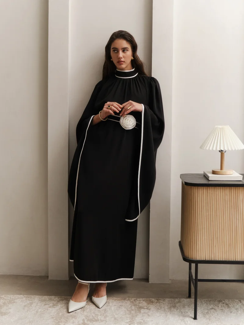 Lichi Maxi dress with contrasting edging and waistband flower