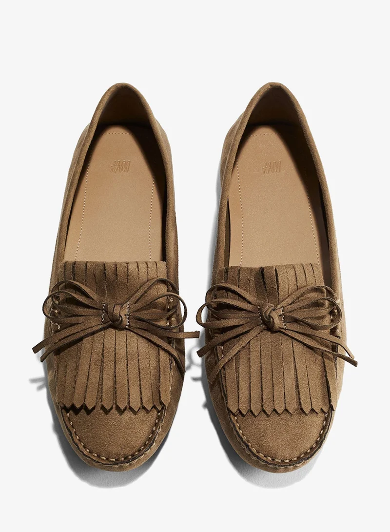 اتش اند ام حذاء لوفر