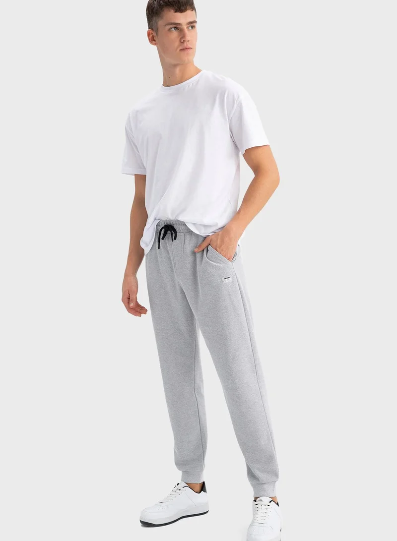 DeFacto Essential Knitted Sweatpants