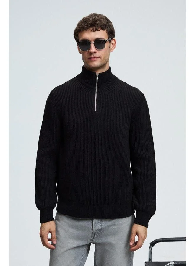 GRIMELANGE BERNARDO Men's Half-Zip Straight Collar Knit Black Sweater.