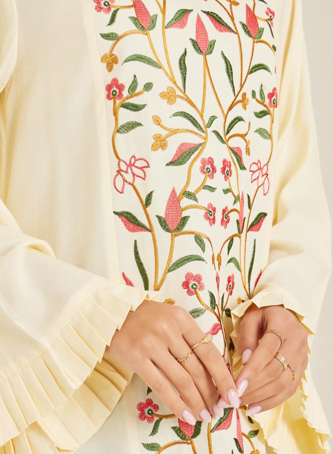 Amirah Women Cream Floral Embroidered Jalabiya - Image 4