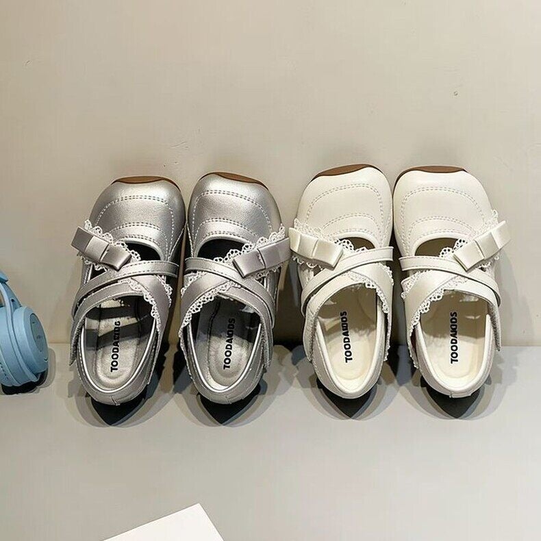 2026 New Korean Style Girls'' Shallow Sneakers with Lace-Up Straps, Lightweight Spring and Summer Princess-Style Magic Tape Flats - Image 5