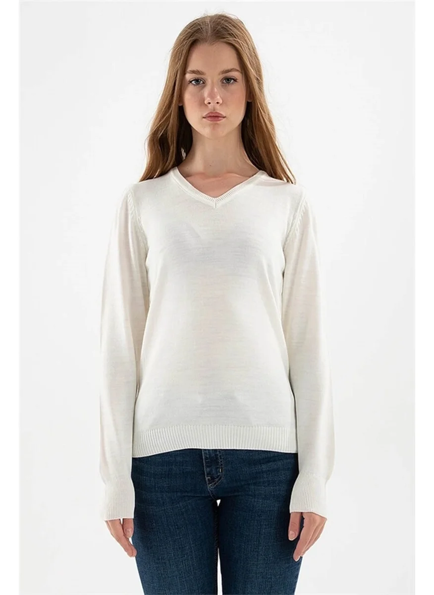 فاشن فريندز Women's Sweater Ecru 23K0244K1