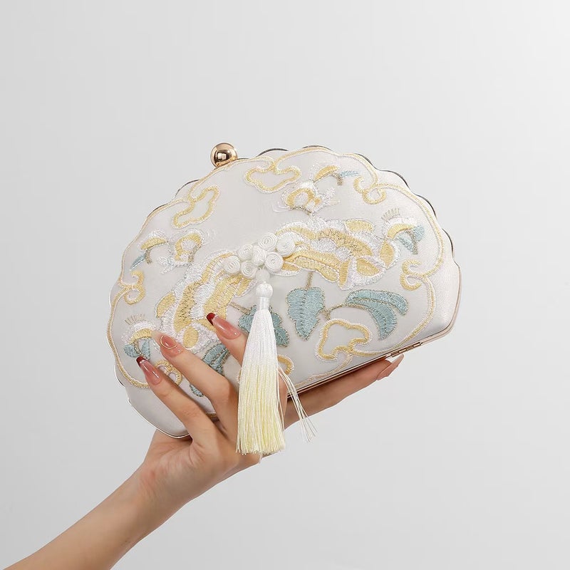 China National Style Bag Fashion Women'S Pearl Handbag Accessories Trendy Embroidered Princess Chain Crossbody Bag New Chinese Style - Image 1