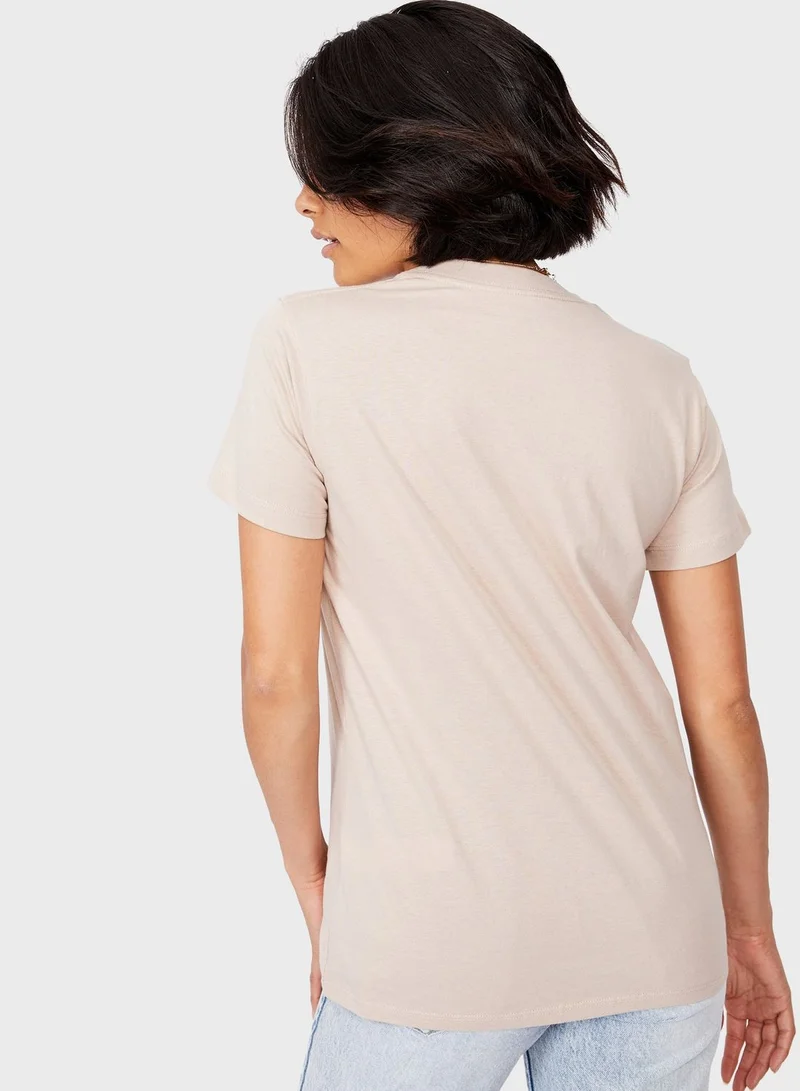 Cotton On Graphic Crew Neck T-Shirt