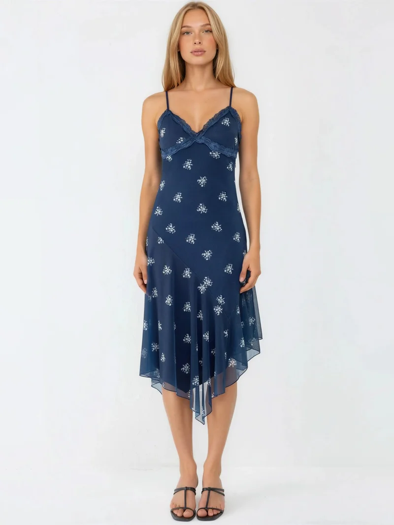 هيكاب V-Neck Printed Bodycon Maxi Dress with Lace Detail