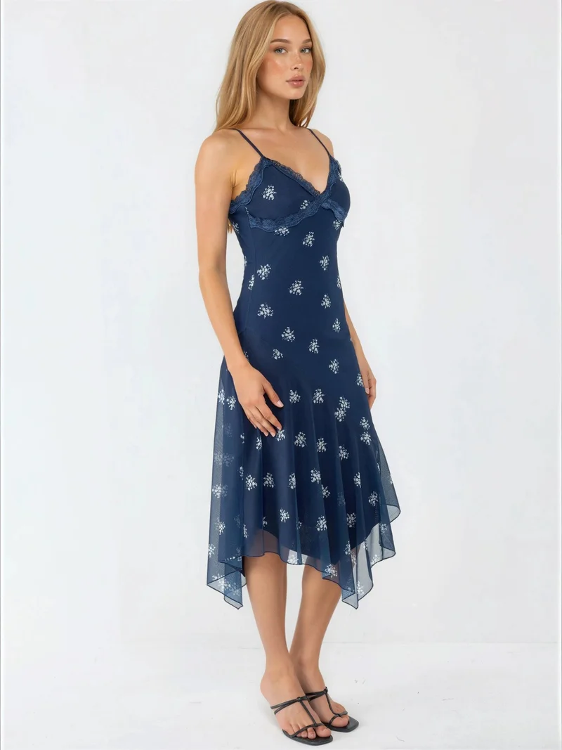 هيكاب V-Neck Printed Bodycon Maxi Dress with Lace Detail