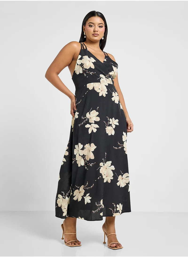 ايلا بلس Floral Print Dress