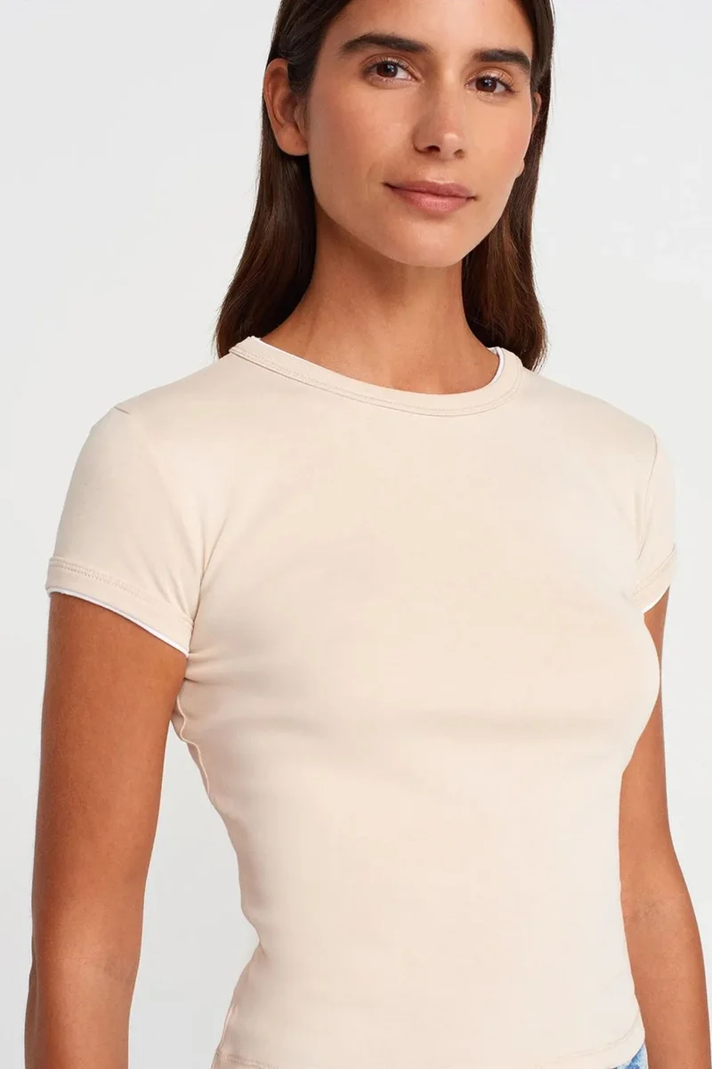DILVIN Women's Slim Fit Cotton Crop T-Shirt