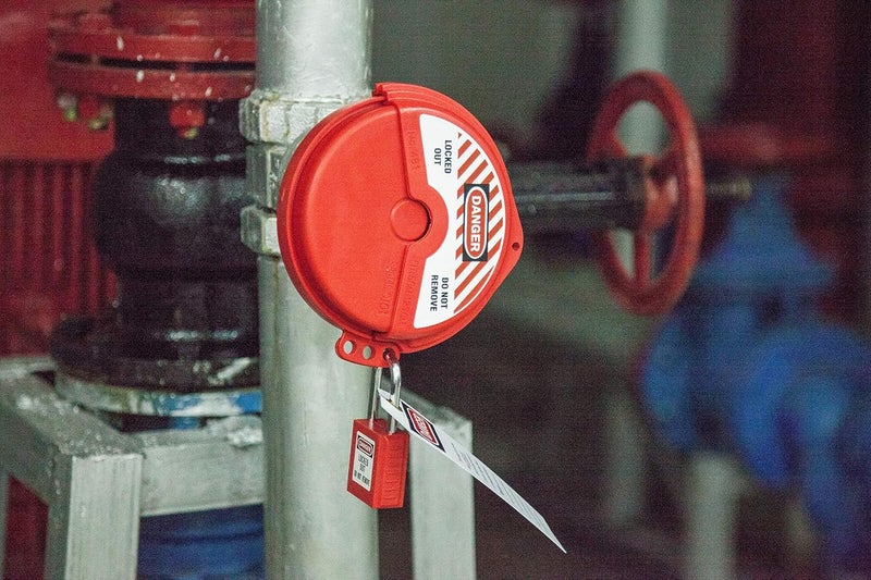 Induschoice TF-480 Rotating Gate Valve Lockout (1''-3'' Valve Handle Diameters, Red, ABS Material) - Image 5