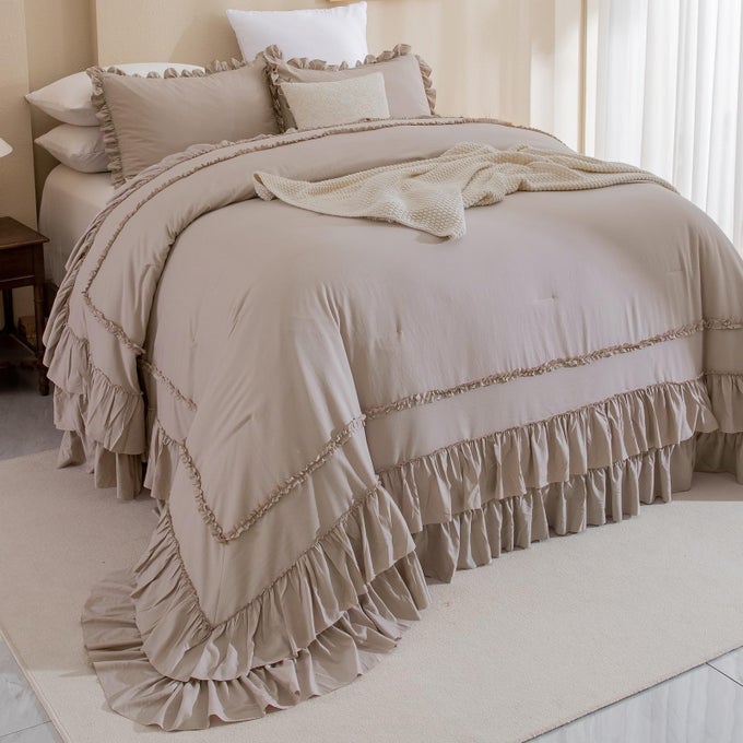 RUFFLED OVERSIZED KING COMFORTER 128X120VINTAGE FARMHOUSE SHABBY BOHO CHIC BEDDING SET 3 PIECES TAUPE LIGHTWEIGHT FRENCH COUNTRY BEDDING 1 RUFFLE COMFORTER 2 PILLOWCASES