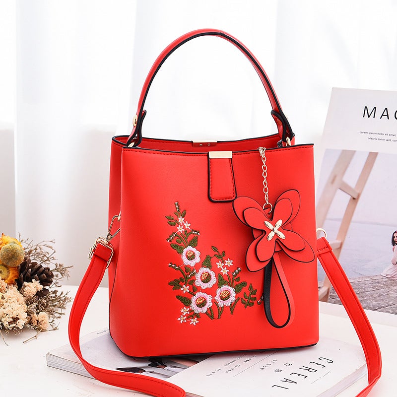 Embroidered New Fashion Handbag Middle-Aged Mother Simple Retro Shoulder Crossbody Bag Women'S Bag Shoulder Bag - Image 2