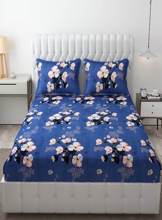 FRESH FROM LOOM ملاءة سرير مزدوجة مقاس كينج مطبوعة بنمط دوار من فريش فروم لوم - ملاءات سرير من الألياف الدقيقة مضادة للحساسية والتجاعيد مع غطائي وسادة (90 × 95 بوصة | زهور، جينز)، 144 خيط، أزرق - Image 1