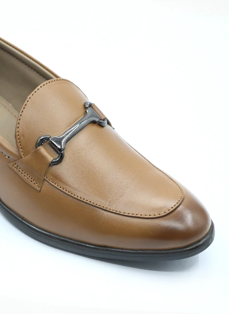 Geoomnii Tan Men’s Formal Slip-On Shoes – Classic Comfort, Elegant Design, Office & Party Wear for Men | Best Price UAE