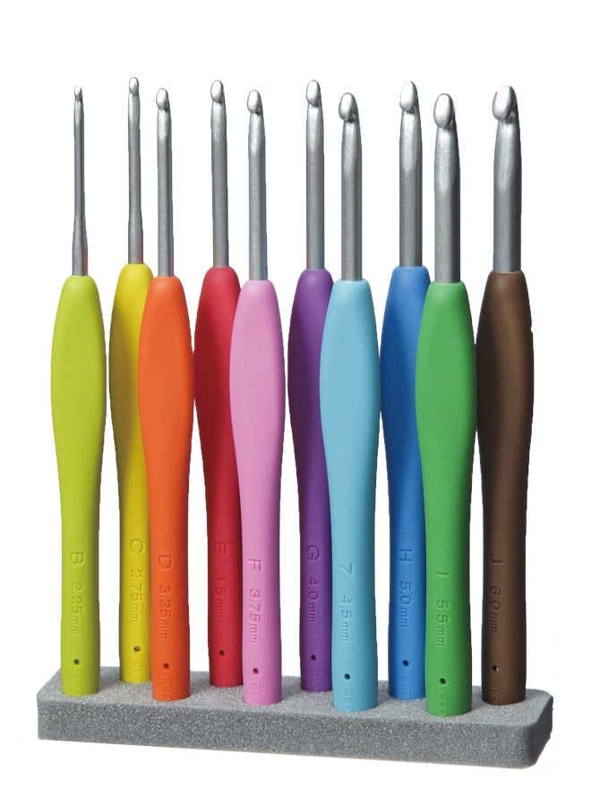 Clover 3672 Amour Crochet Hook Set 10 sizes - Image 2