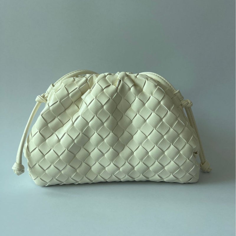 A Large Number Of Spot Style Pure Handmade Trend Woven Cloud Bag Fashion Trendy Single Shoulder Crossbody Bag For Women - Image 2