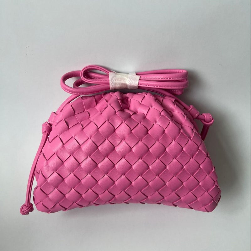 A Large Number Of Spot Style Pure Handmade Trend Woven Cloud Bag Fashion Trendy Single Shoulder Crossbody Bag For Women - Image 3