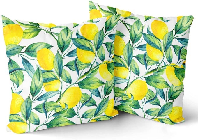 YELLOW LEMON THROW PILLOW COVERS 18 X 18 INCH WATERCOLOR LEMON WITH GREEN LEAVES PATTERN PILLOW CASE SET OF 2 DECORATIVE SQUARE CUSHION COVER FOR SOFA COUCH CAR BEDROOM HOME DECOR