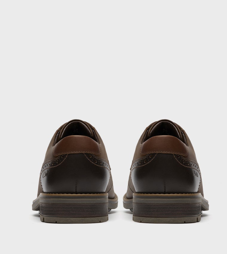 clarks Emmet Plain Beeswax Leather - Image 5