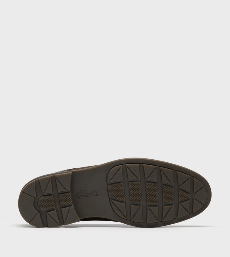 clarks Emmet Plain Beeswax Leather - Image 3