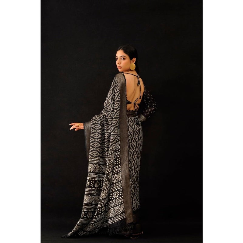Womanista Women's Block Print Polycotton Ready to Wear Black Saree With Un-Stitched Blouse For Wedding, Festival, Party Soft Fabric, Lightweight, Wrinkle Resistant 5.5 Mtr Saree + 0.8 Mtr Blouse Piece Elegant Traditional Indian Ethnic Wear - Image 4