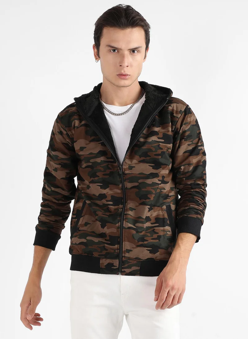 Campus Sutra Men's Forest Green Camouflage Hoodie With Insert Pocket For Casual Wear | Hooded Neck | Long Sleeve | Zipper Closure | Cotton Jacket Crafted With Comfort Fit For Everyday Wear | Green