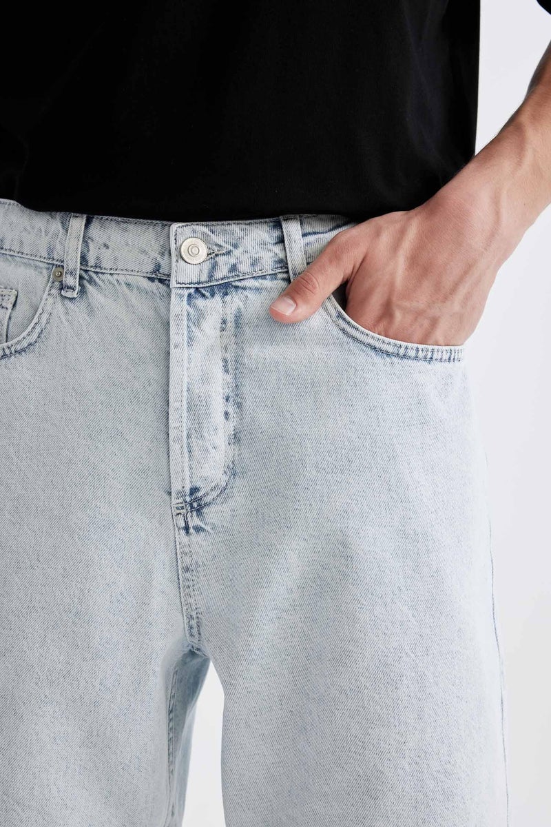 DeFacto Man Straight Fit Jean Bermuda - Image 5