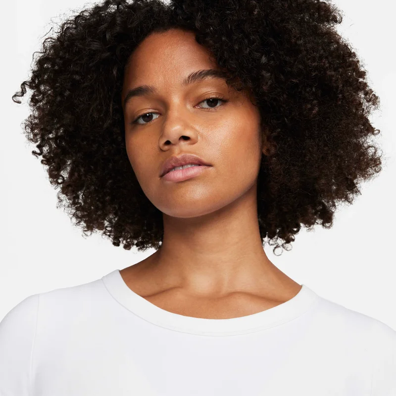 Nike Women's One Dri-FIT Training Crop Top
