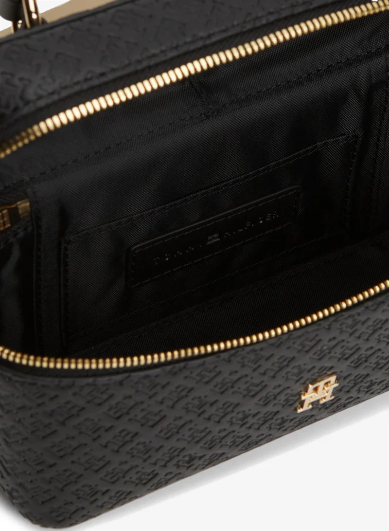 Tommy Hilfiger  Hilfiger Icon Chain Strap Vanity Case for Women | Best Price UAE