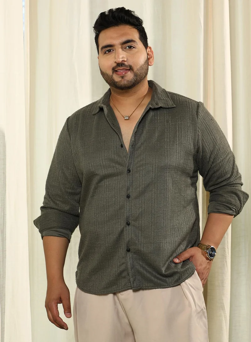 انستافاب بلس قميص رجالي مقاس كبير بياقة عريضة لون زيتوني للارتداء اليومي