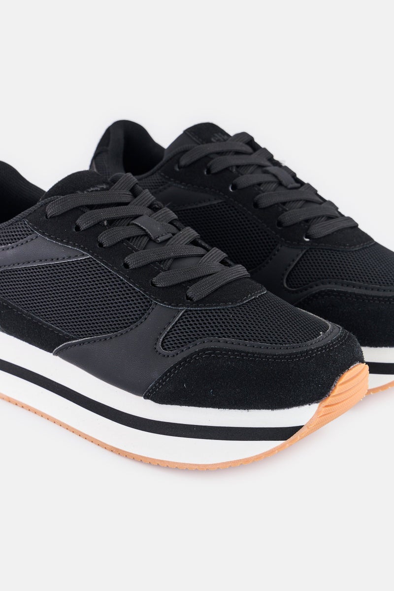 Ellesse Women Lace Up Outdoor Shoes, Black - Image 3